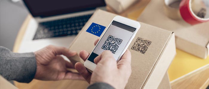 Código QR en una etiqueta de producto que permite consultar información digital sobre su origen y composición.